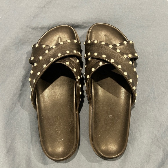 EUC Cushionaire Studded Leather Slide Sandals, Size 9 - Picture 3 of 4